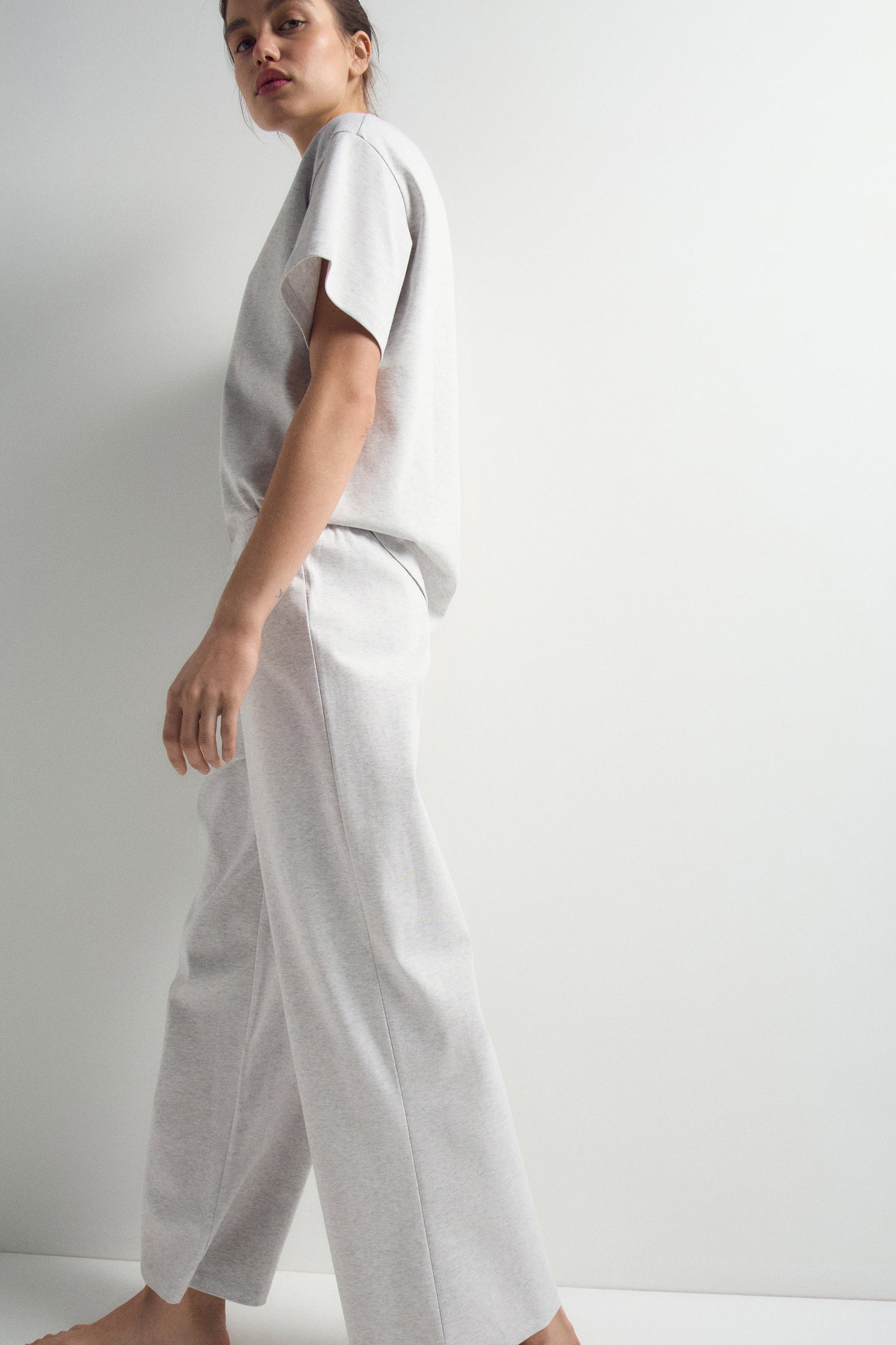 GREY MELANGE
