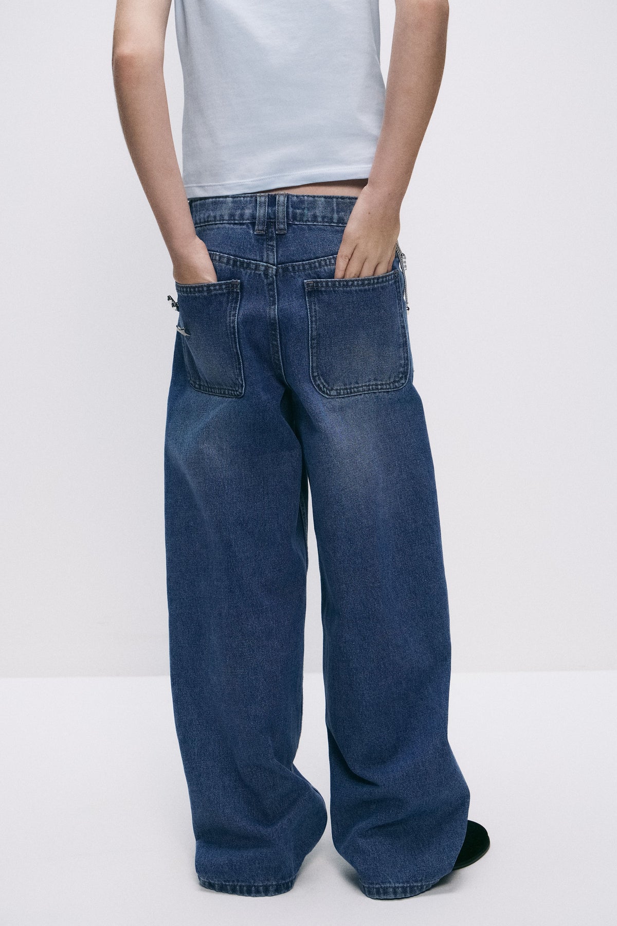 VINTAGE BLUE
