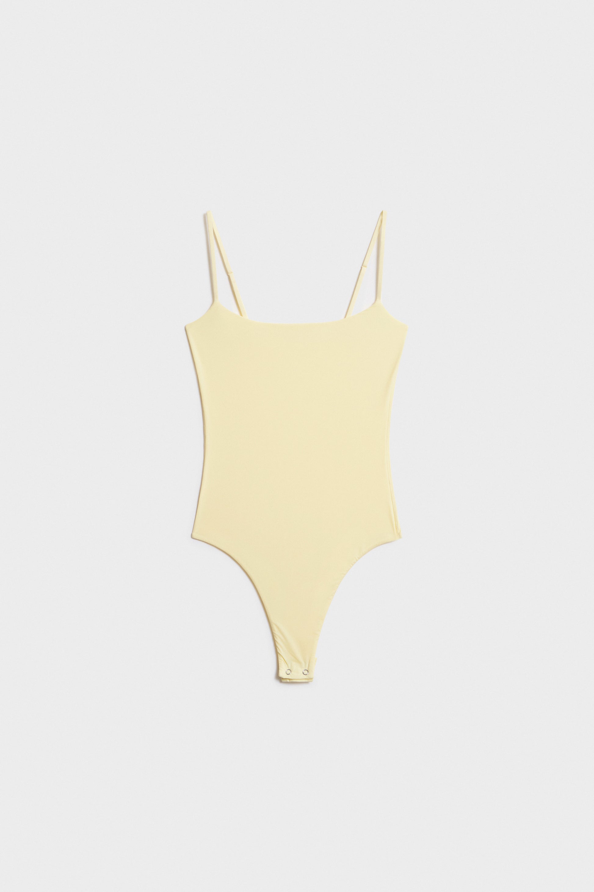LIGHT YELLOW