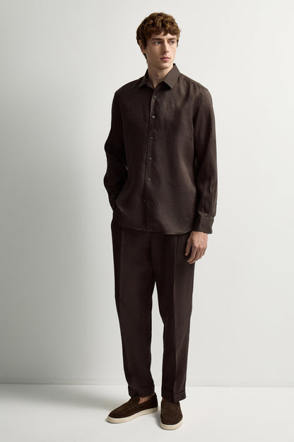 DARK BROWN