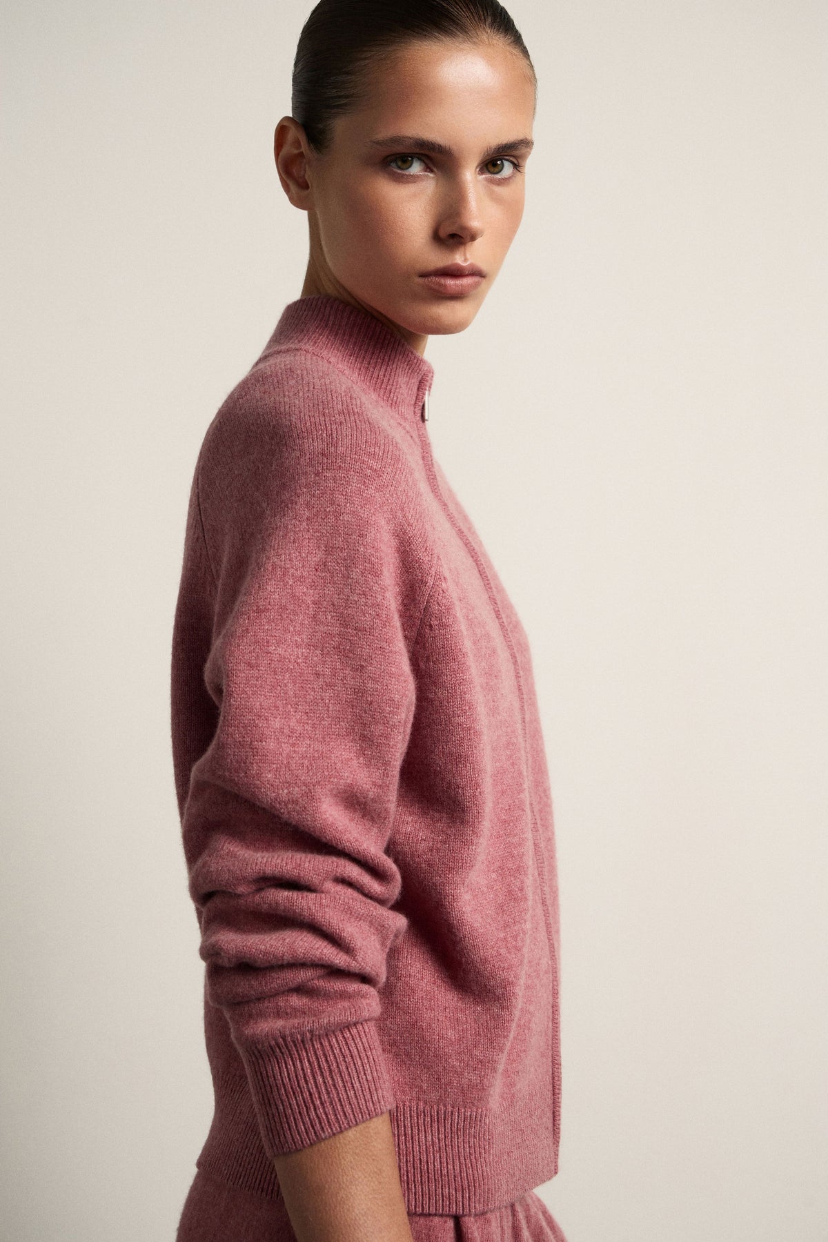 DUSTY ROSE