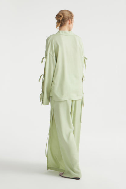 LIGHT GREEN