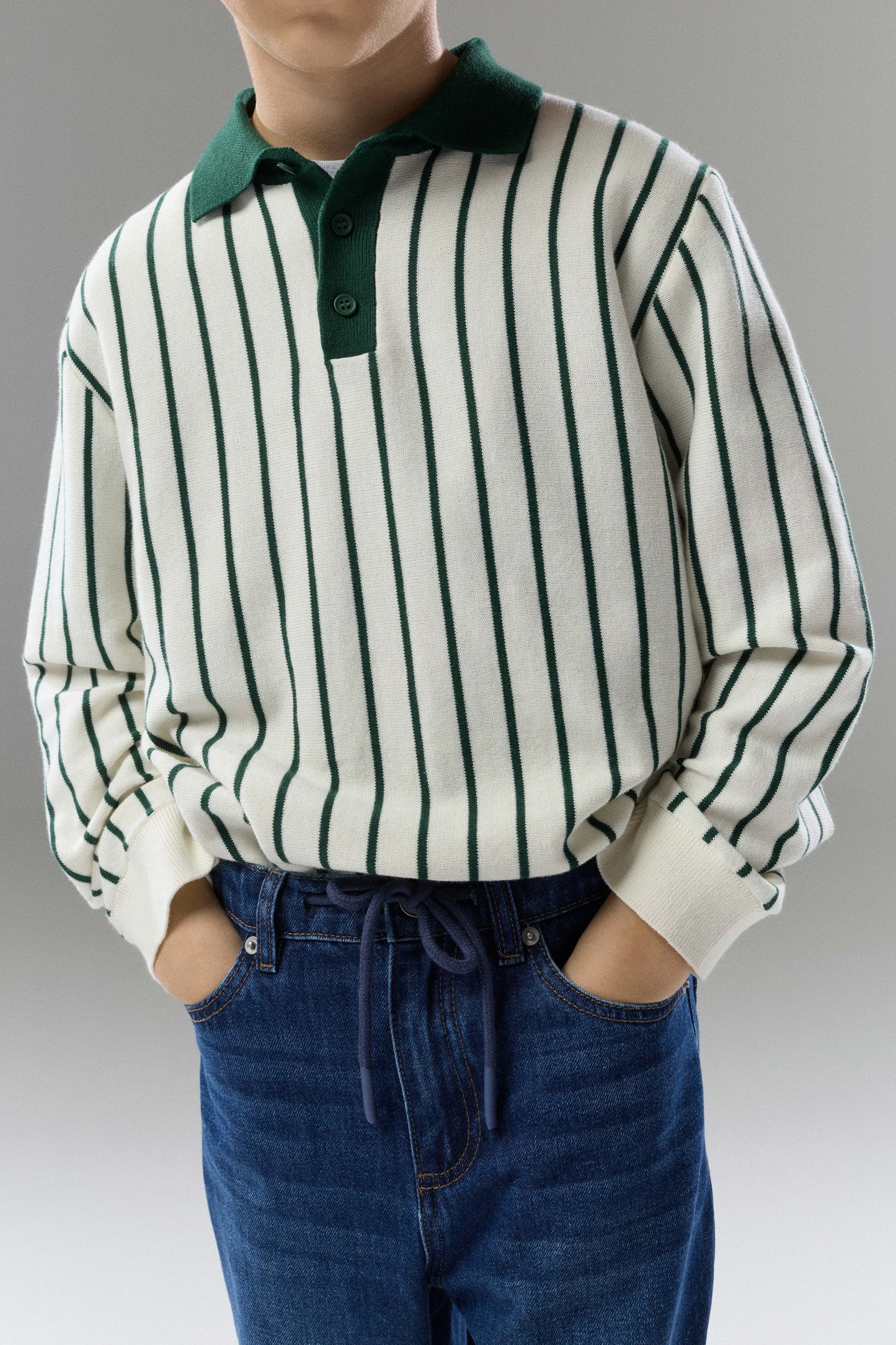 WHITE/GREEN