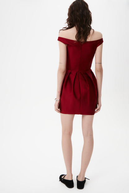 DARK RED