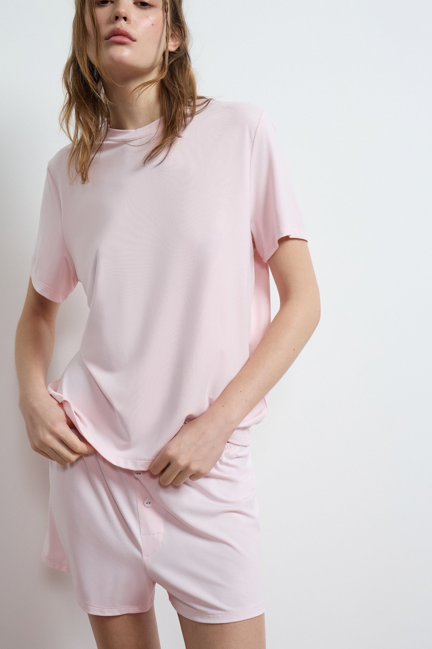 LIGHT PINK