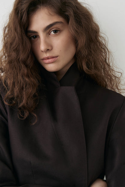 DARK BROWN