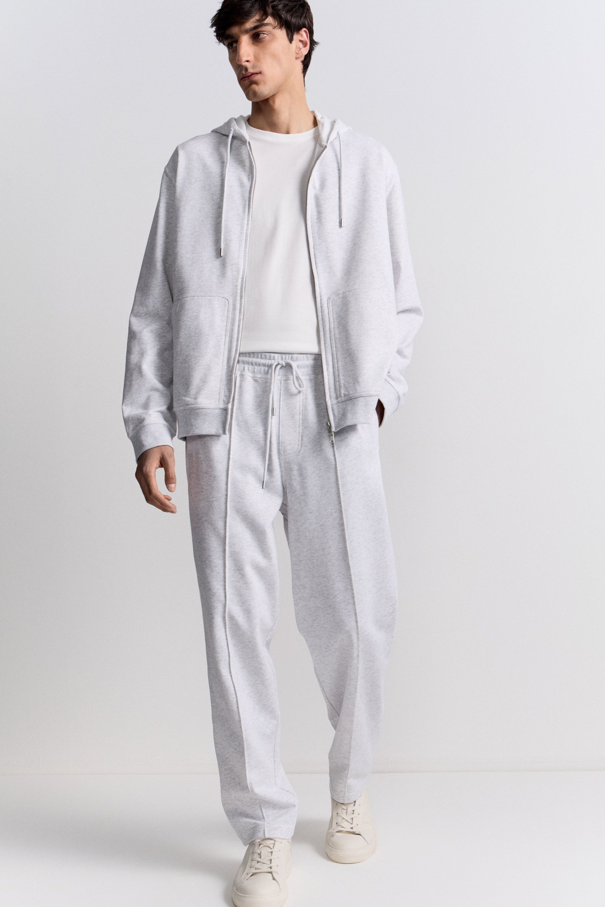 LIGHT GREY MELANGE