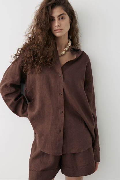 DARK BROWN
