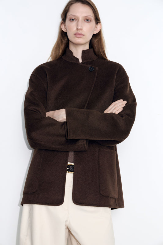 DARK BROWN