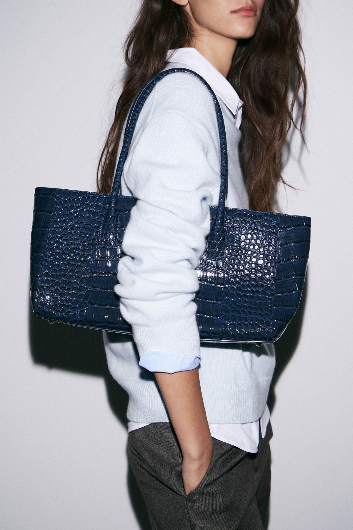 DARK BLUE